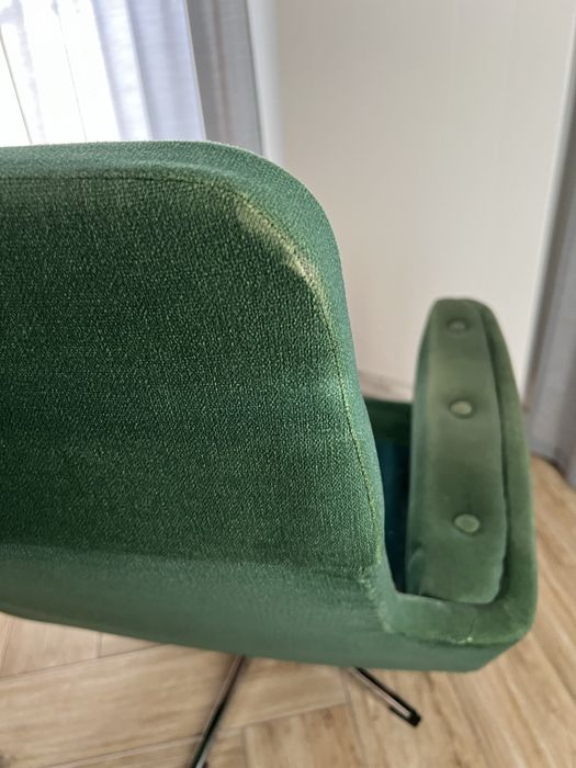 Fotel z podnozkiem duński mid century wysoki tapicerka obrotowy