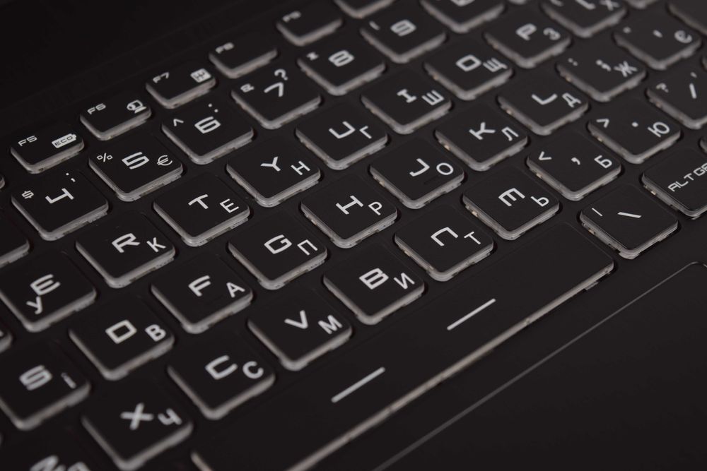 MSI GP63 Leopard GTX 1070 i7-8750H 16/32гб 512/1тб Ігровий ноутбук