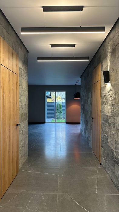 Будинок з новим ремонтом у Лісовій Бучі. Престижна локація, документи