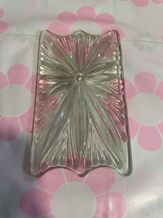 Продам хрустальные люстры.