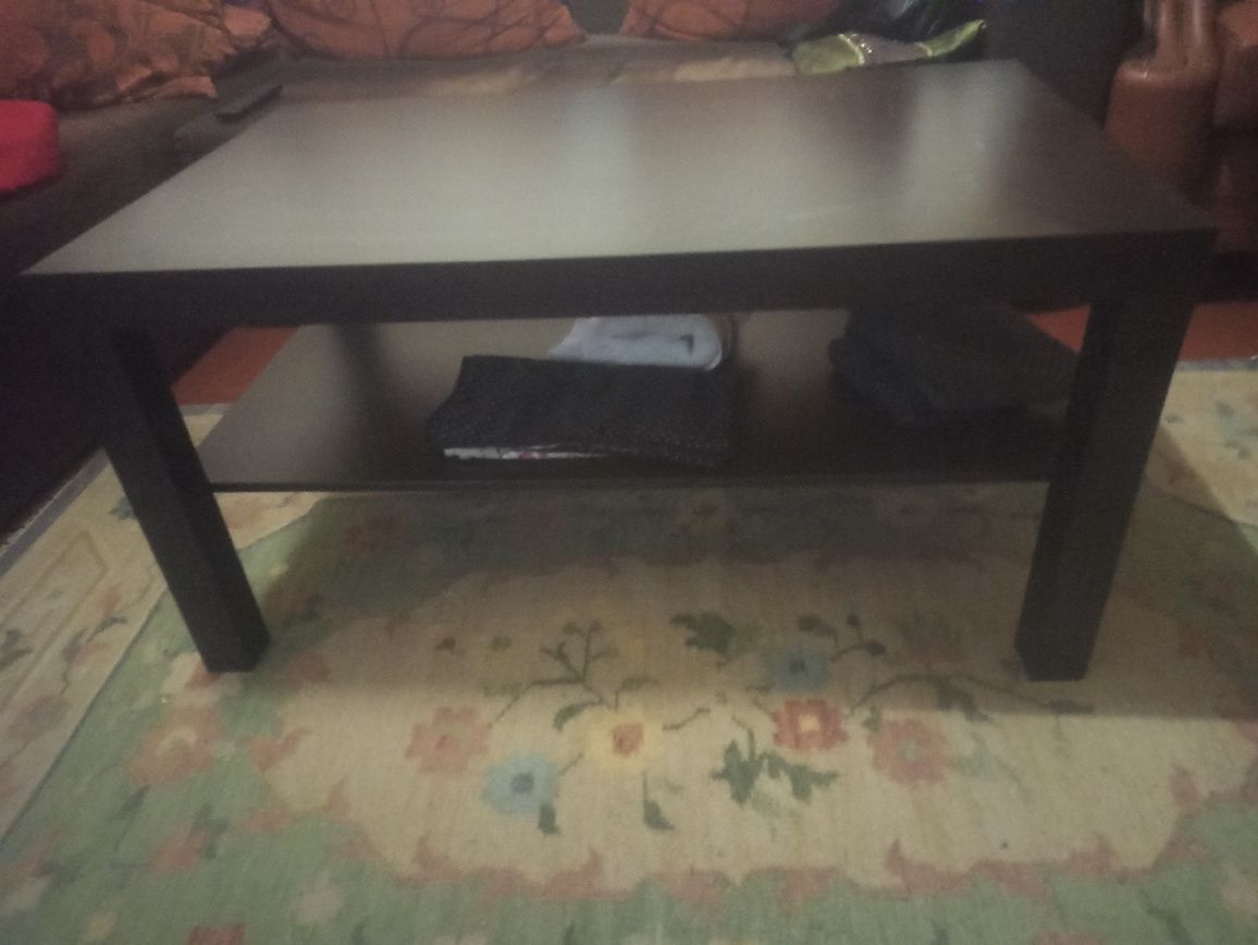 Mesa em Mogno Preto