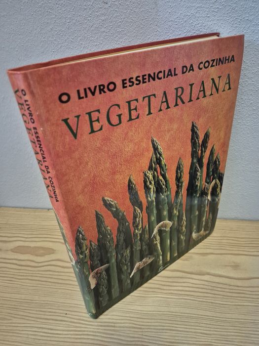 Livro essencial da cozinha Vegetariana