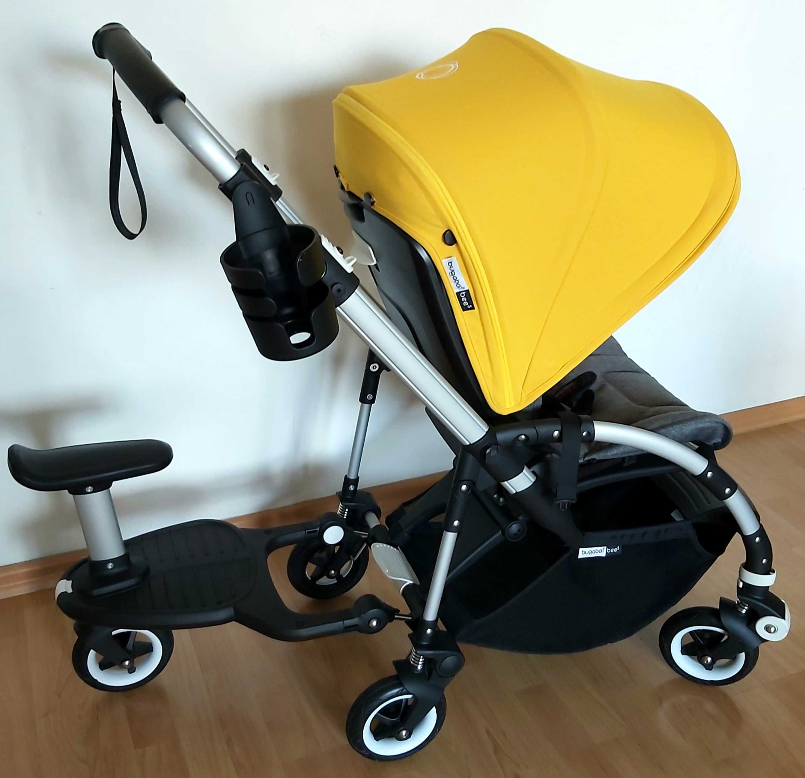 Самая лучшая прогулочная коляска Bugaboo Bee5 шасси Black