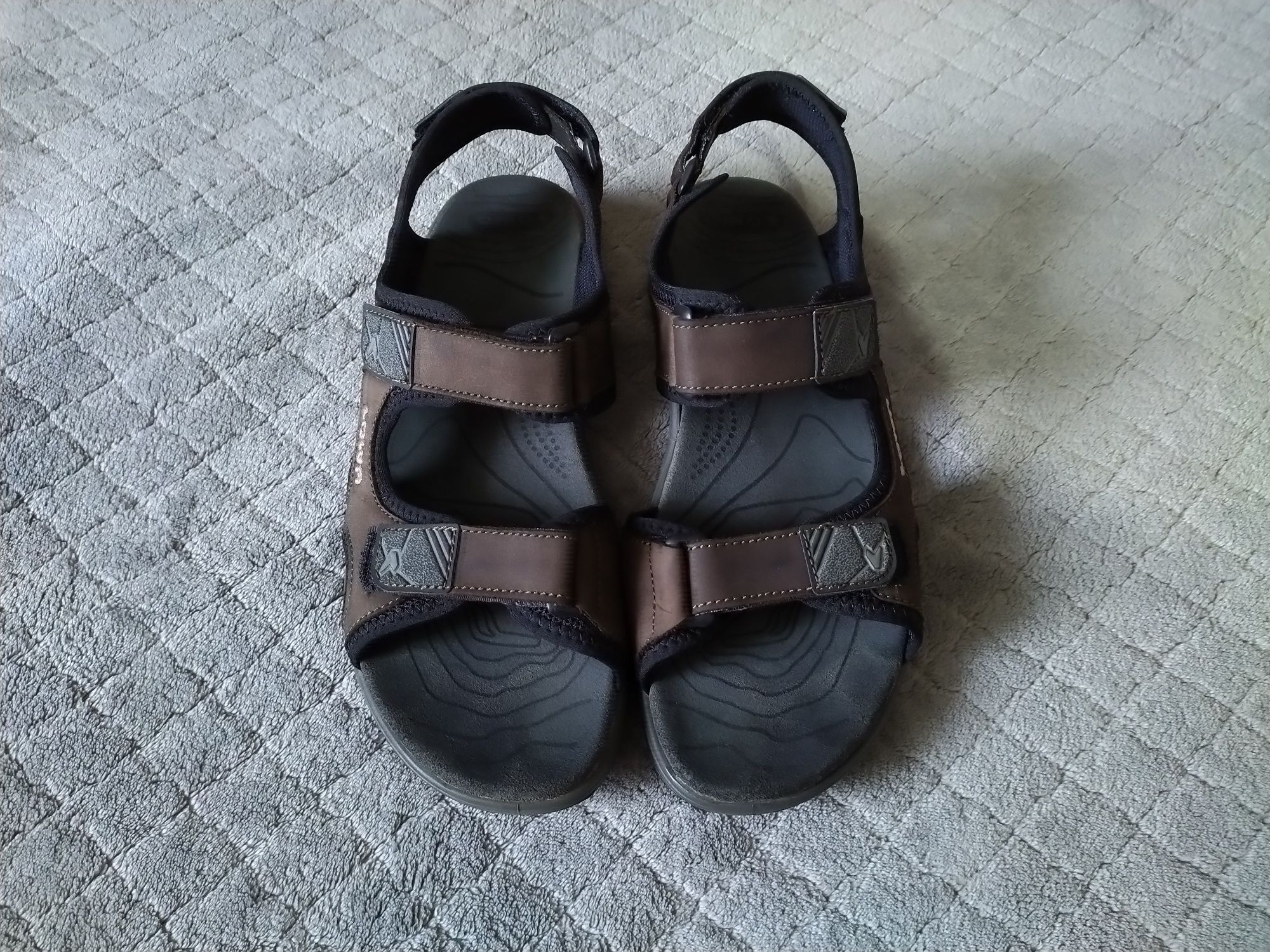 Оригинальные Треккинговые сандали Lowa из Германии. 42 размер.