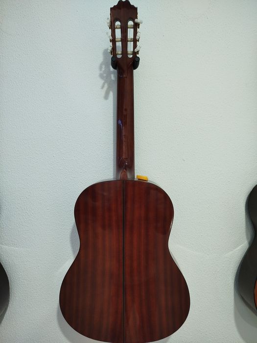 Guitarra acústica Pablo Romero