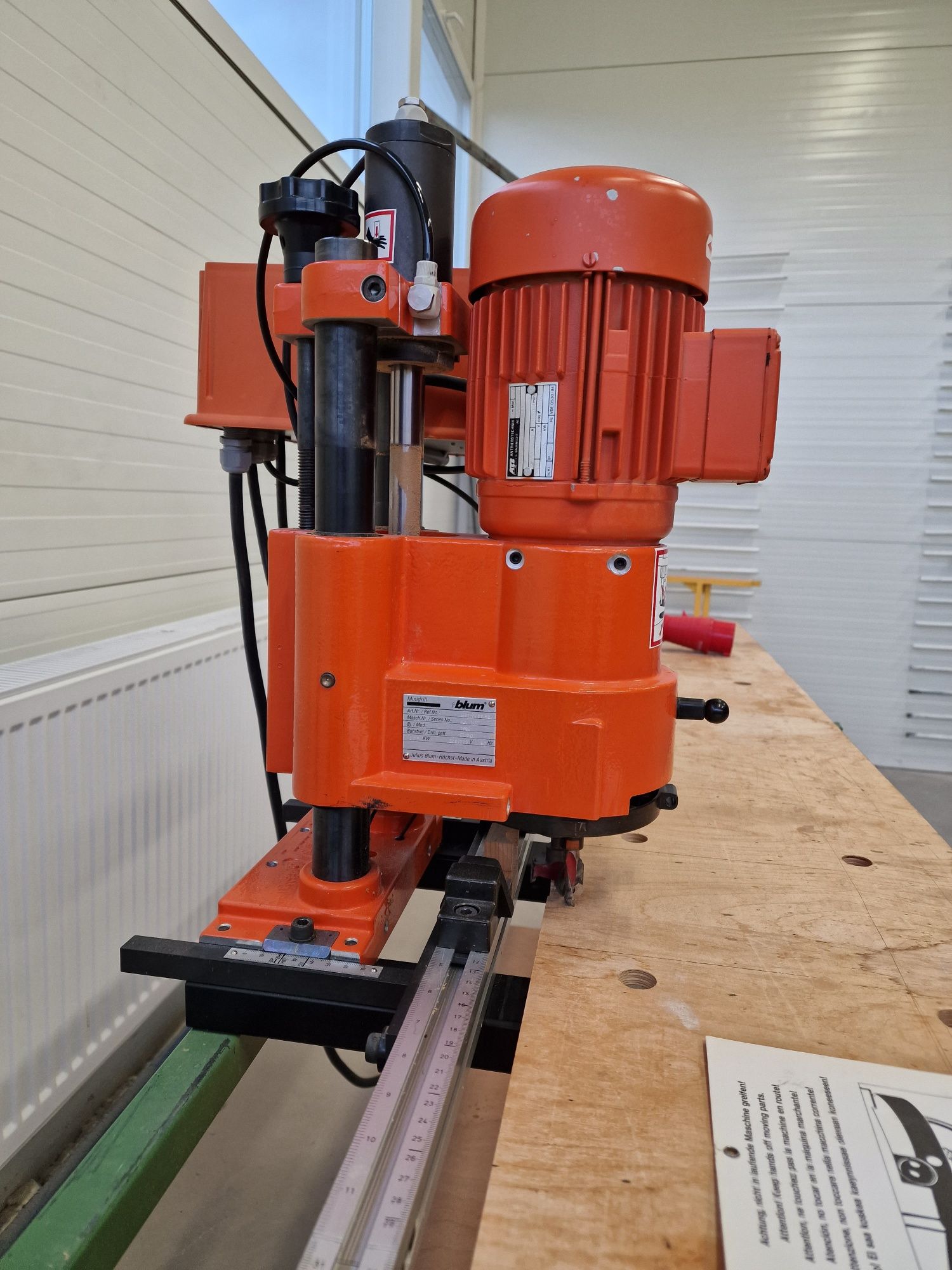 Blum Minidrill minipress wiertarka do zawiasów , puszek ,ze stołem