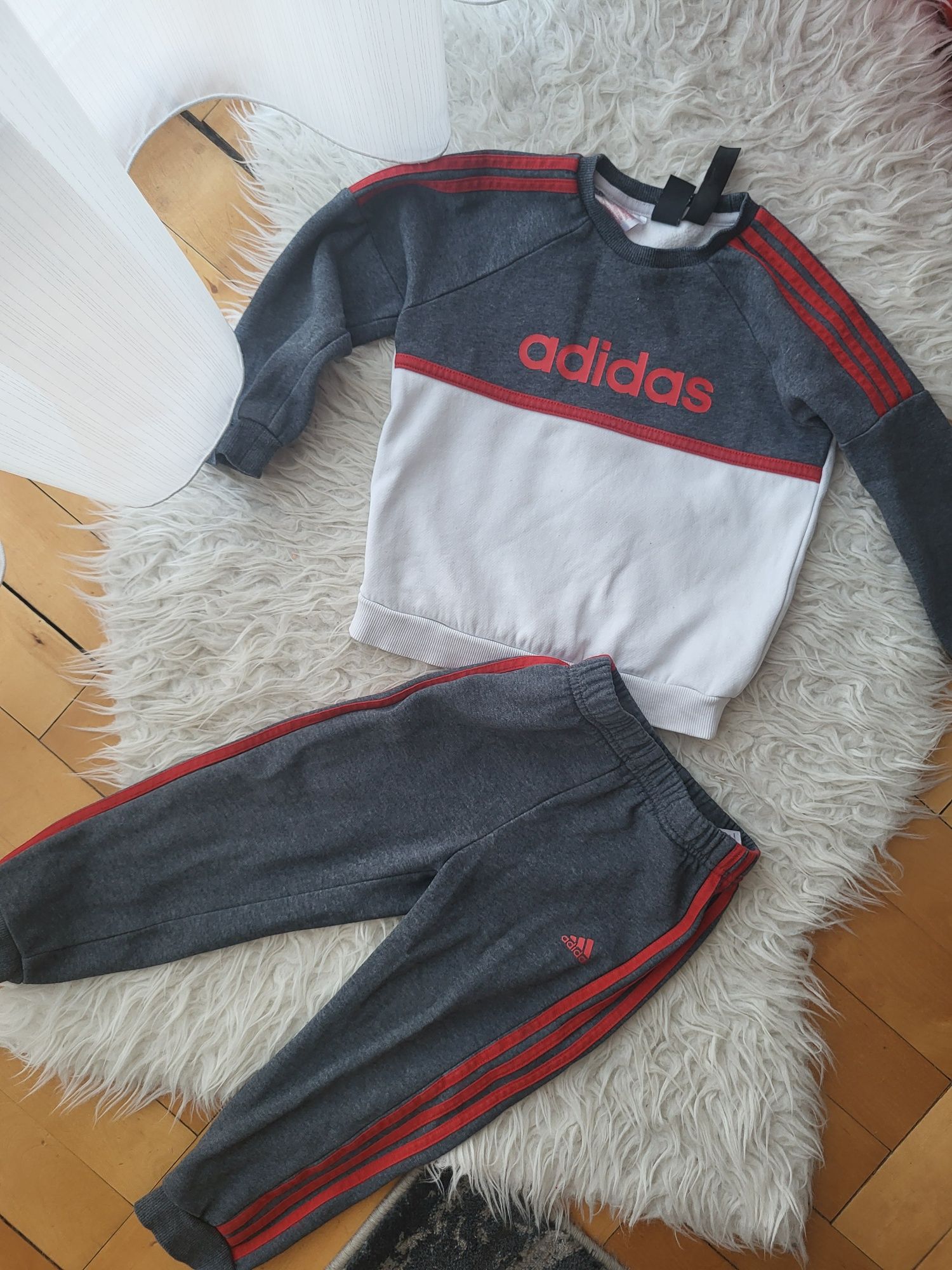 Dres adidas 2-3 latka