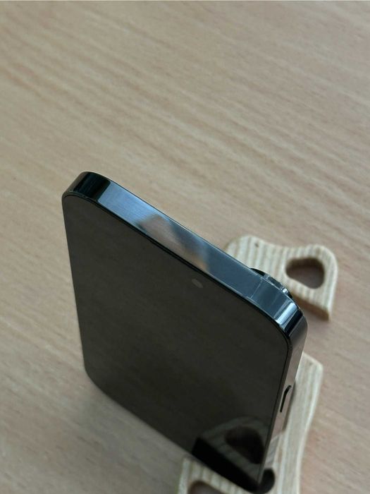 iPhone 14 Pro (BLACK) 256 ГБ АКБ 90% Neverlock