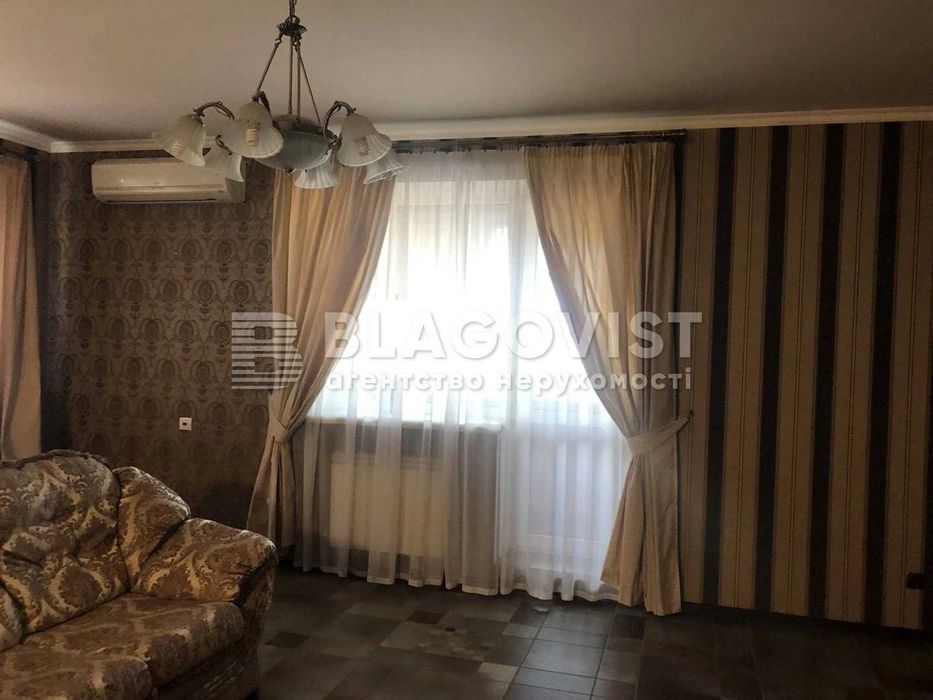 Продаж 3к квартири вул Ахматової Анни, 13д Харківська Дарницький р-н