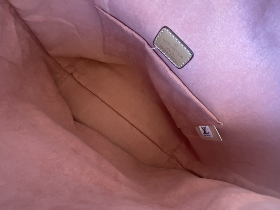 Жіночий портфель Louis Vuitton