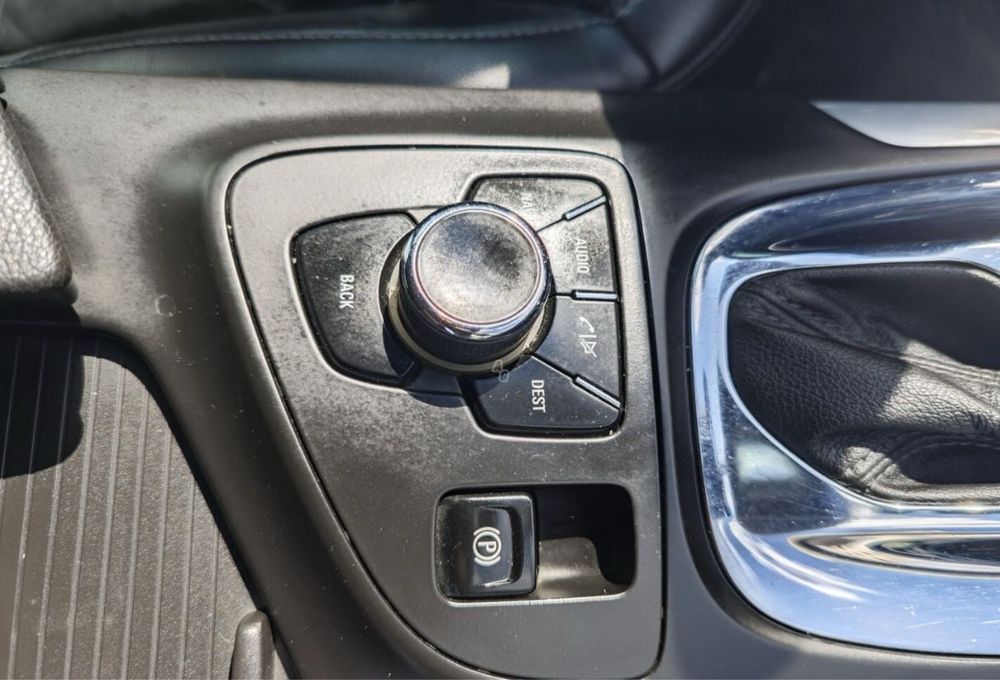 Opel Insignia продам