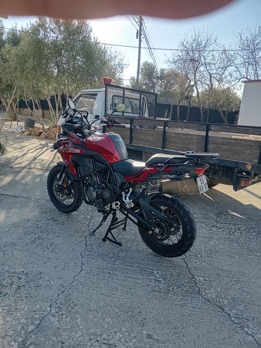 BENELLI 502X Vermelha