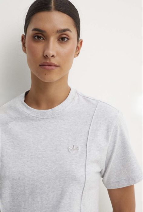 Футболка Adidas Originals Premium Essentials Tee