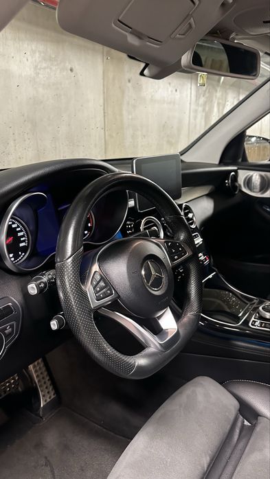 Mercedes-Benz GLC 250d 4Matric 9G-TRONIC AMG Line