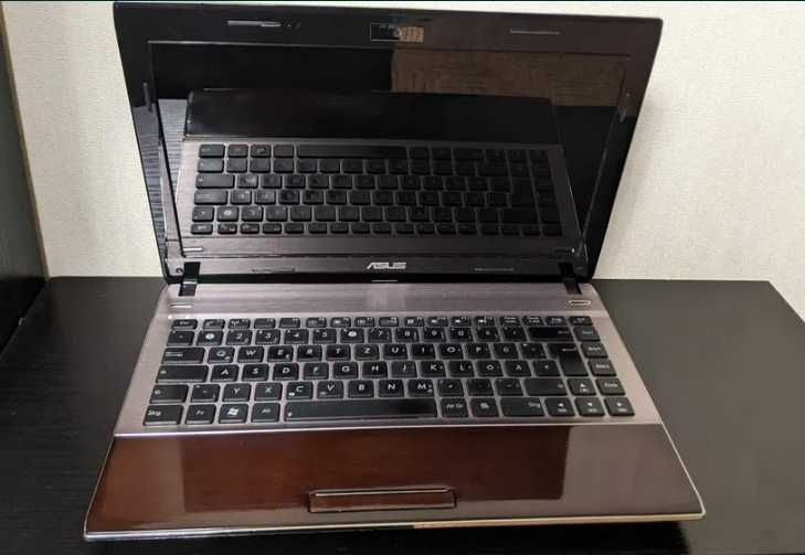 Ноутбук Asus U33J Bamboo i5 M350 GeForce 310M