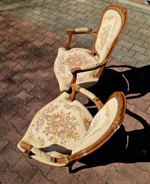 Fotele w stylu Ludwig