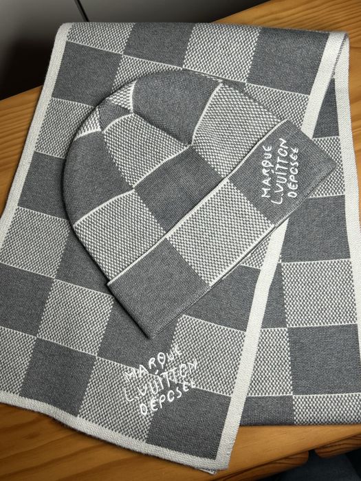 Conjunto gorro e cachecol louis vuitton