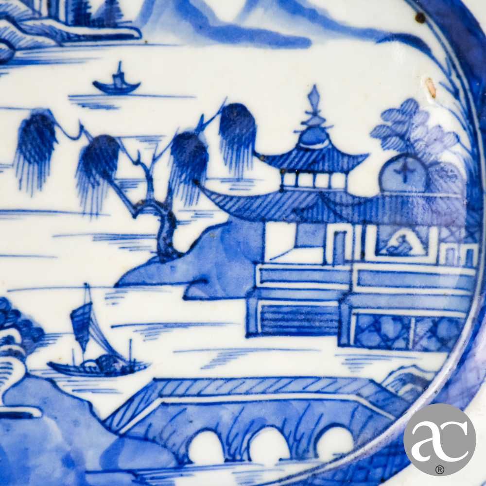 Travessa porcelana da China, Cantão, período Qianlong, séc. XVIII N2