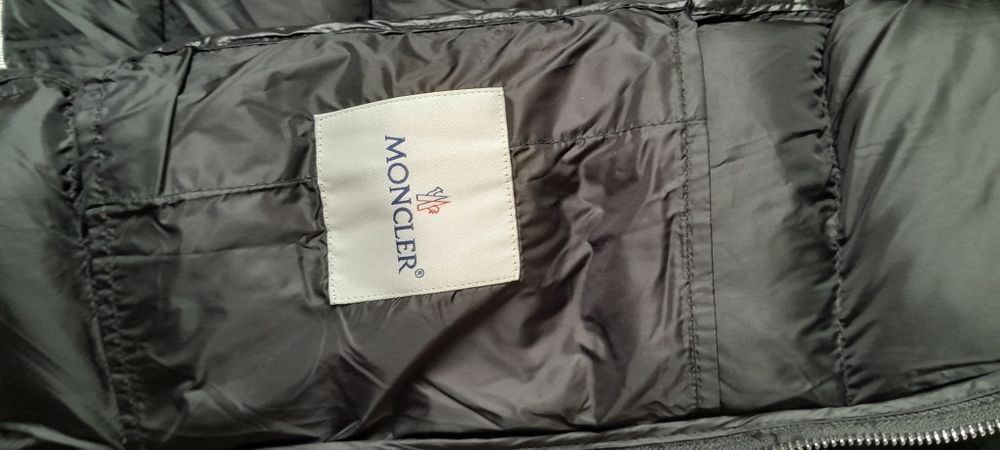 Курточка , пухова. Нова ! Фірмова.