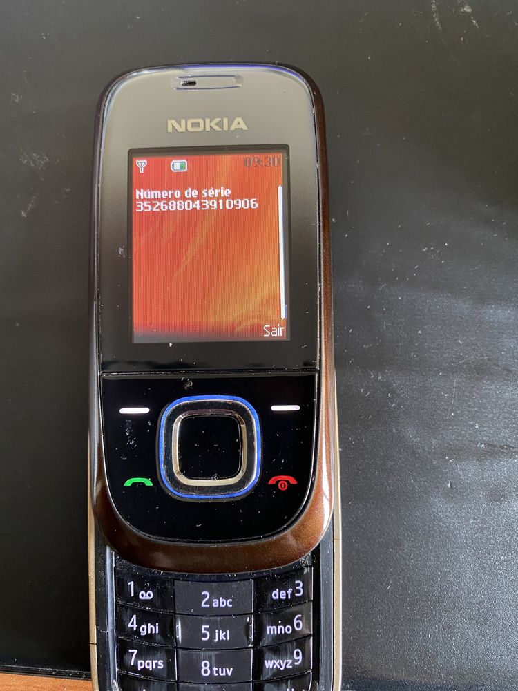 Nokia 2680 Slide como novo e com carregador