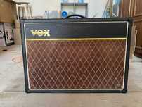 комбопідсилювач VOX AC15VR