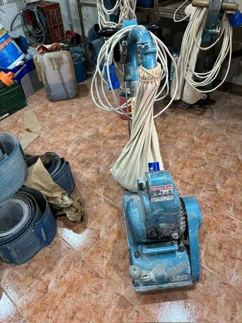 MAQUINA DE AFAGAR