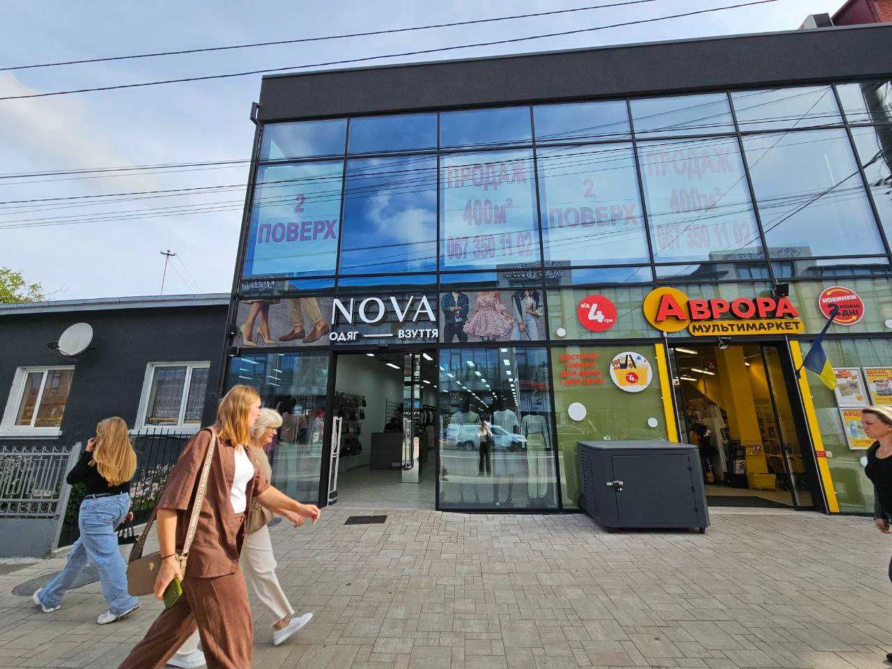 Продаж комерційного приміщення вул. Торговиця, ЦЕНТР, фасад