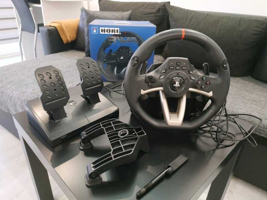 Kierownica HORI Racing Wheel Apex (PC/PS4)