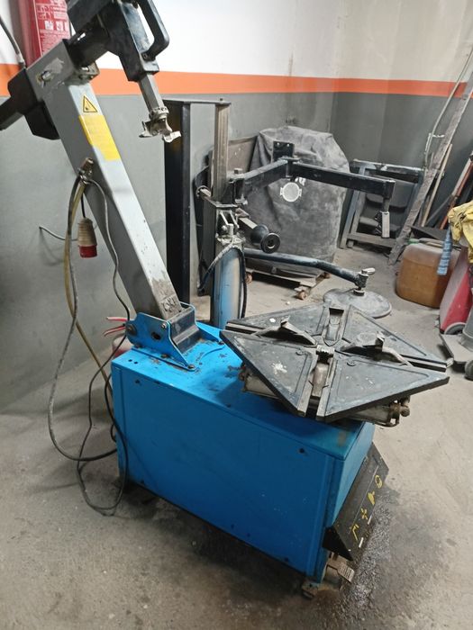 MONTAŻOWNICA  do opon z przystawką