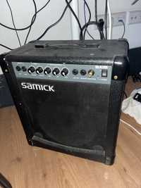 Amplificador Samick BA15 para contrabaixo