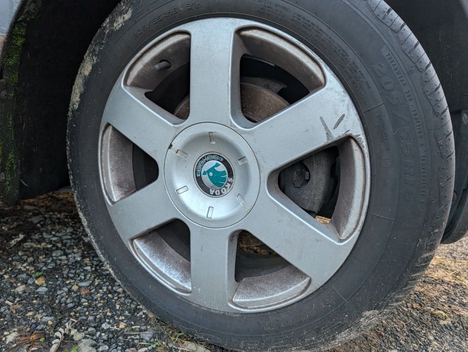 Dębica presto hp 2 alufelgi skoda octavia