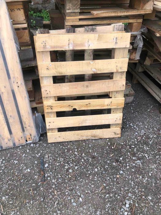продам поддоны нестандартные ( маленькие)