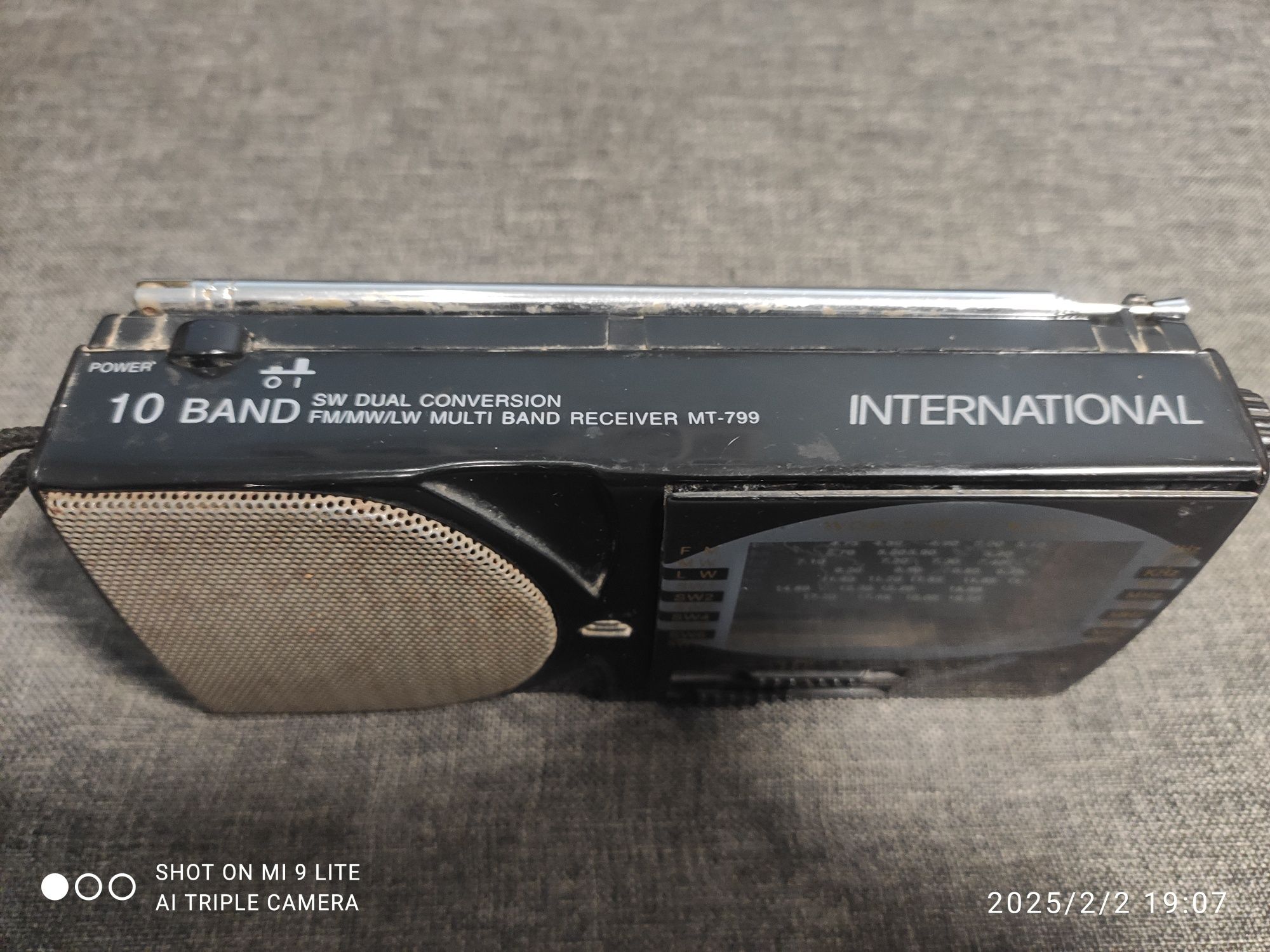 Радіо "Inrernational mt-799"