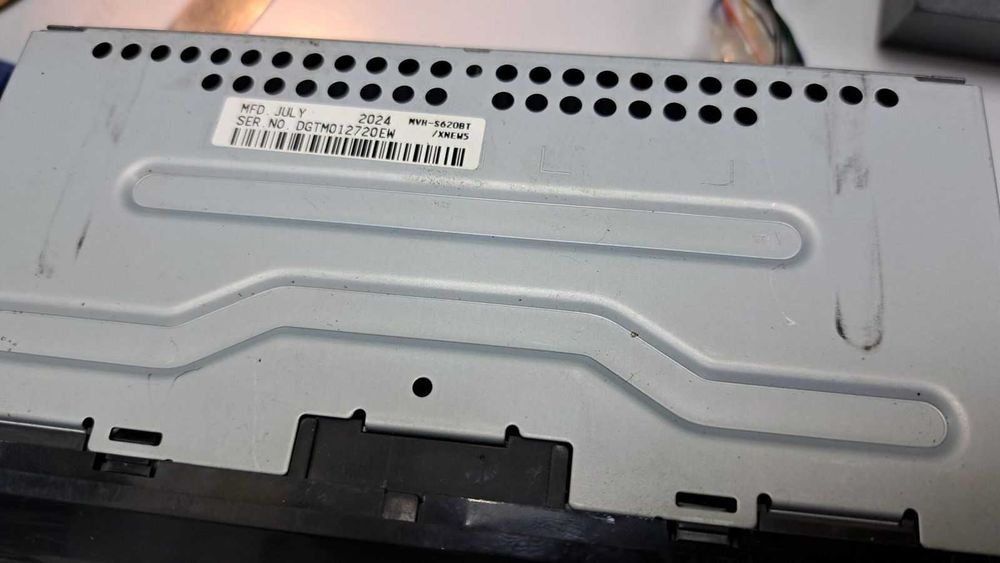 авто магнитола Pioneer mvh-s620bt