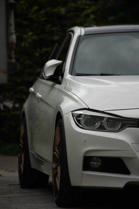 Canon EF 70-300 4.0-5.6 IS USM (із стабілізатором)