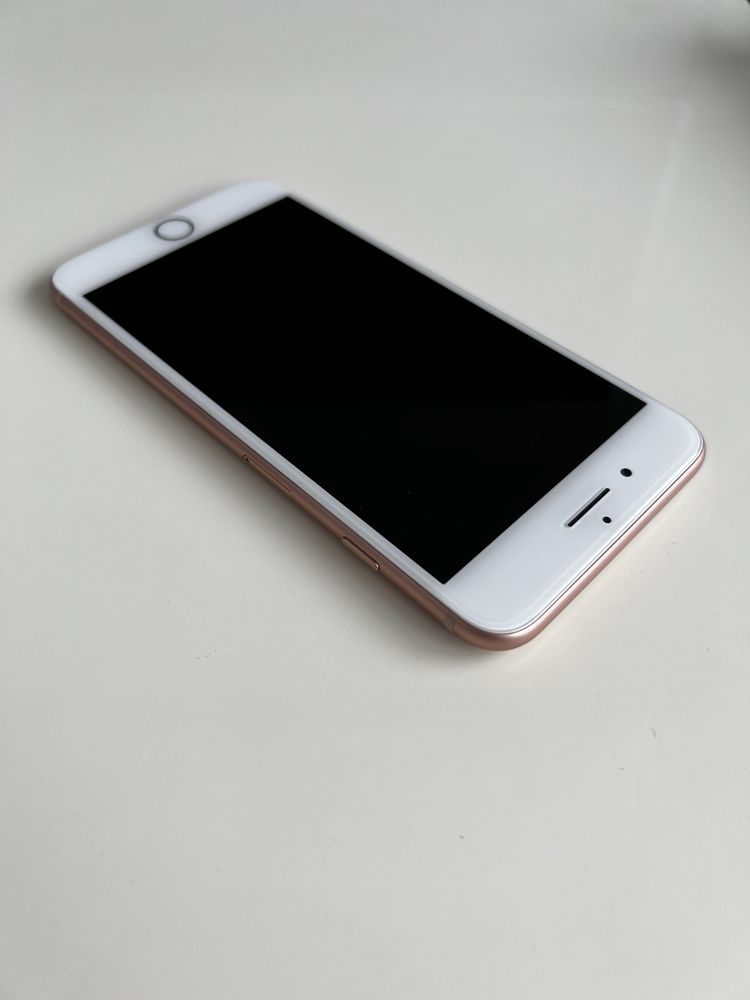 Smartfon Apple iPhone 8 Plus, Gold, 64GB