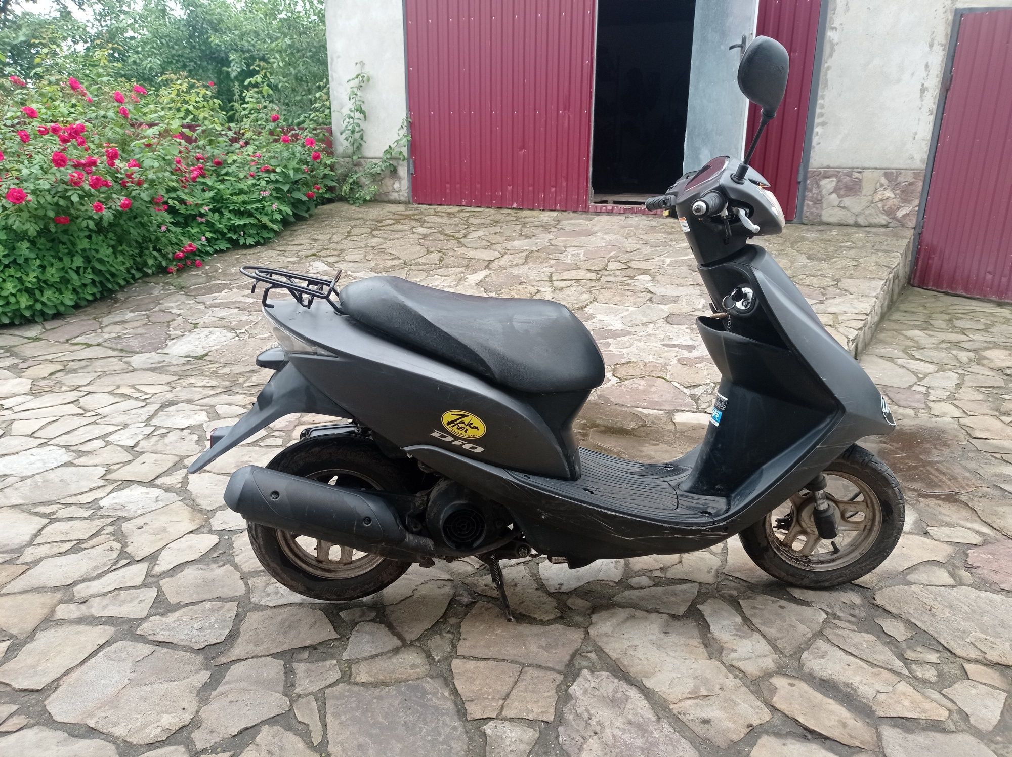 Продаю скутер Honda dio