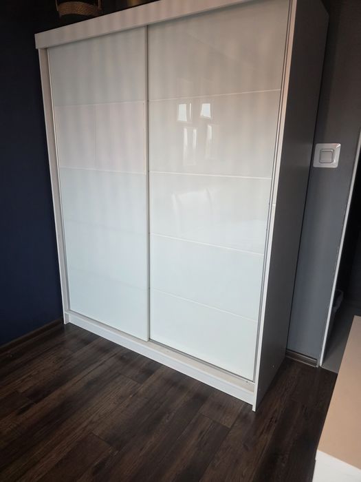 Szafa przesuwna biała