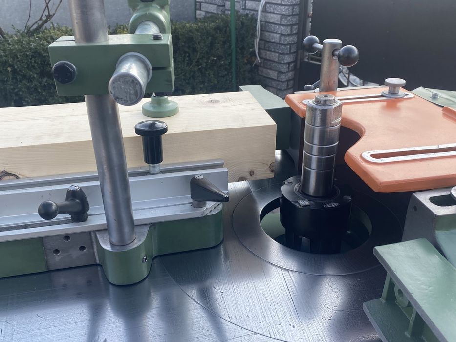 Фрезерний станок SCHNEIDER по дереву фрезер шипорізний шипорезный верс