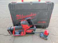 Piła łańcuchowa Milwaukee M12FHS-0 2aku walizka