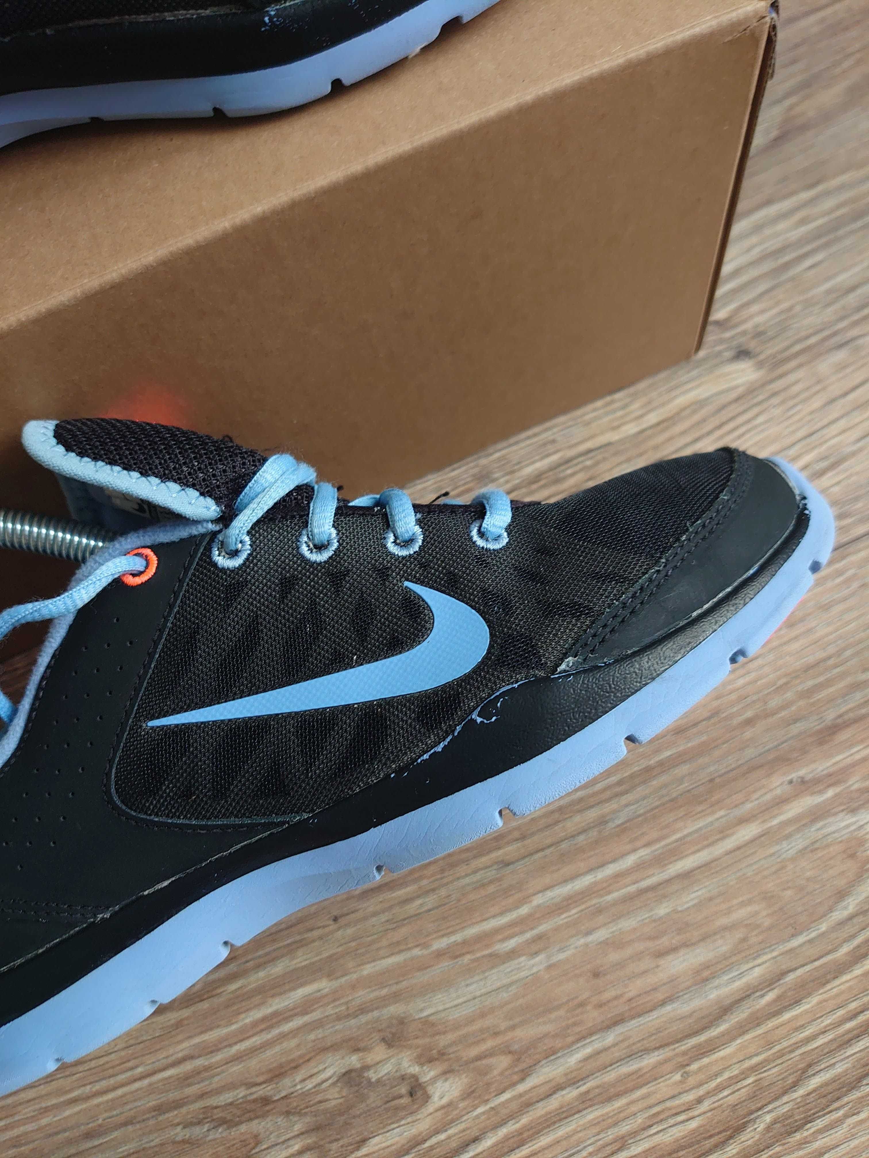 Nike Buty do biegania 38
