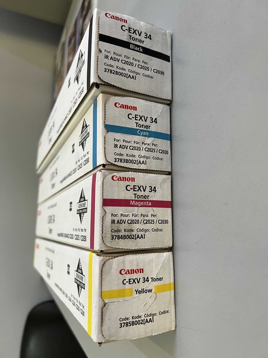 Продам тонер-картридж комплект 4 кольори Canon C-EXV34 Оригінал