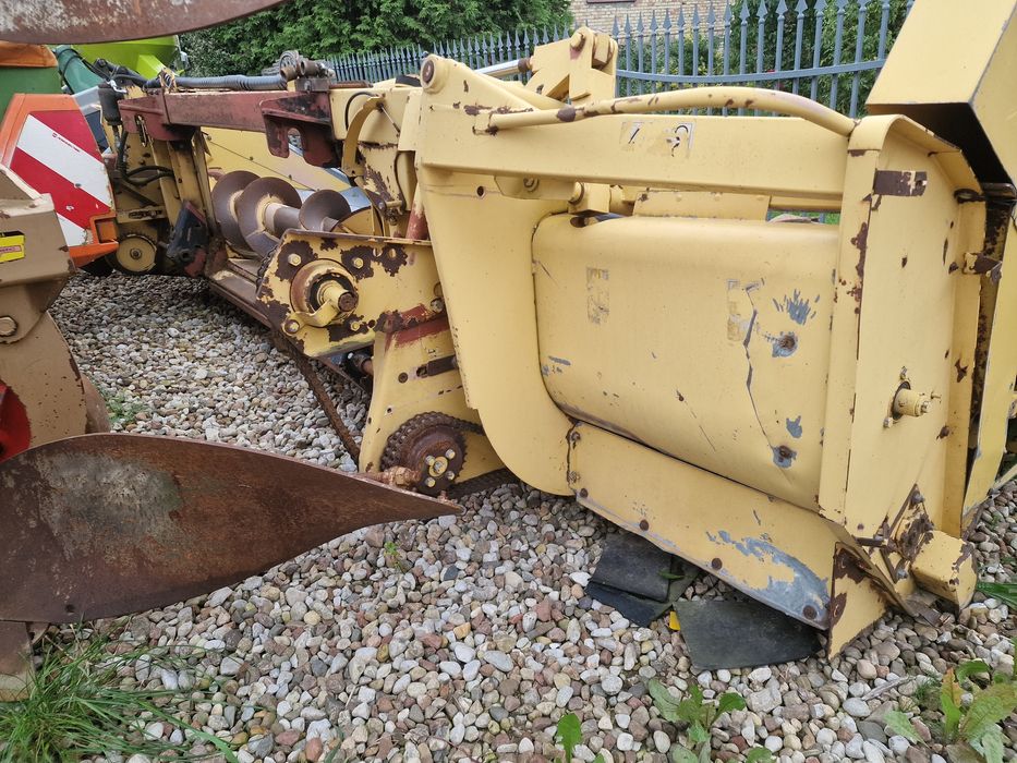 Przystawka do kukurydzy New Holland