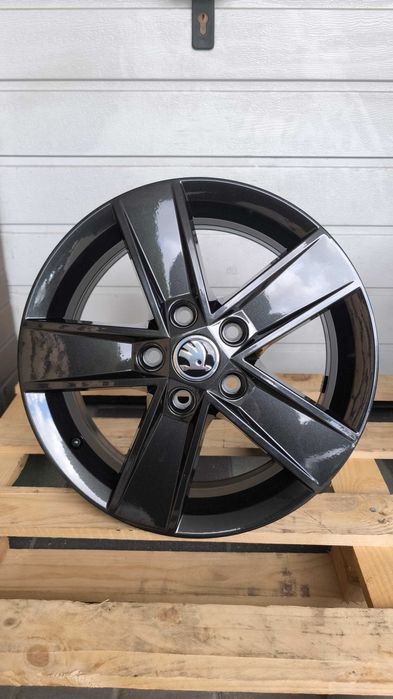 4 sztuki felgi aluminiowe 16'' 5x112 Skoda Octavia MK3 Vw Seat(OL608F)