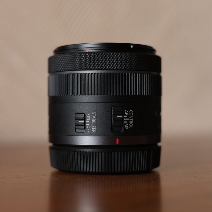 Об'єктив объектив Canon RF 24-50 мм f 4,5-6,3 IS STM