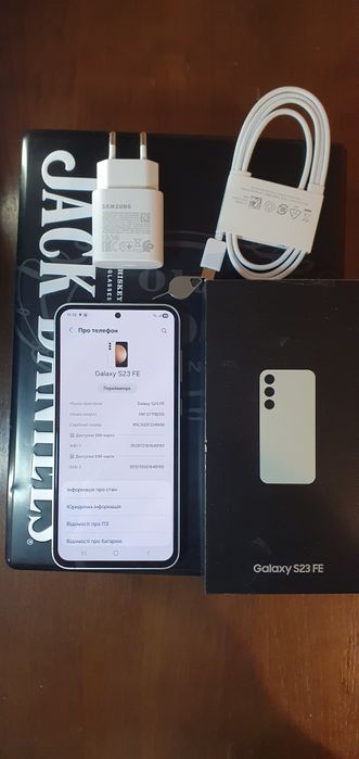 Продам Samsung  S23 FE, SM- S711B/DS 8/256 Gb