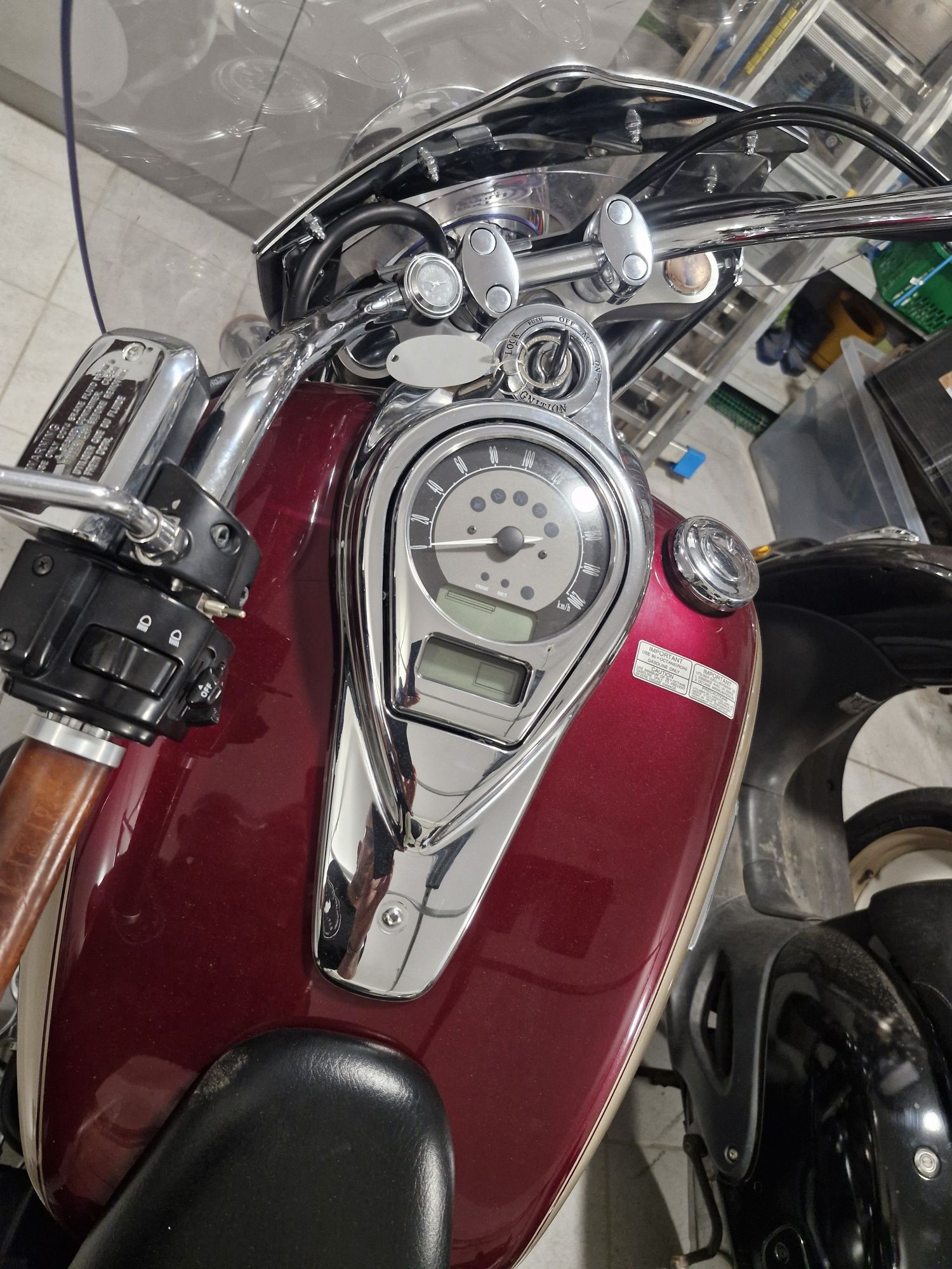 Kawasaki vulcan 1700 classic tourer