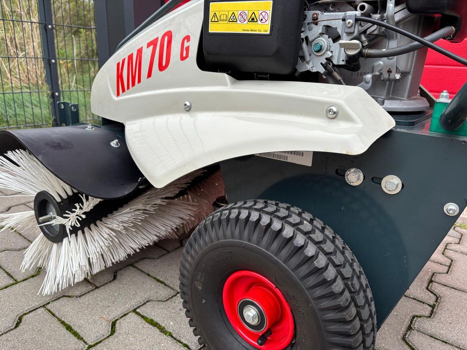 Cramer KM 70 G zamiatarka spalinowa z napędem pług odśnieżarka