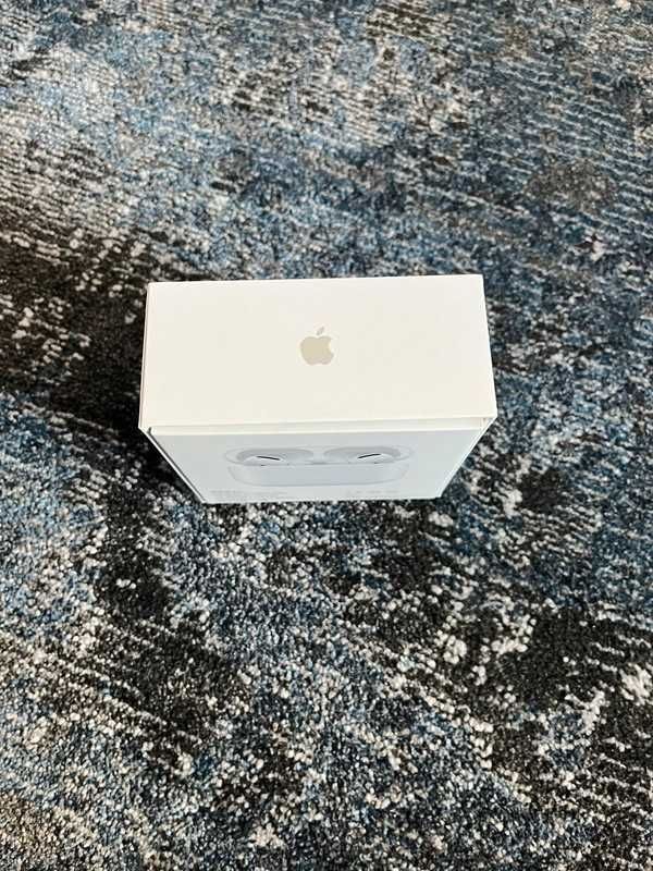 AirPods Pro 1 zupełnie nowy