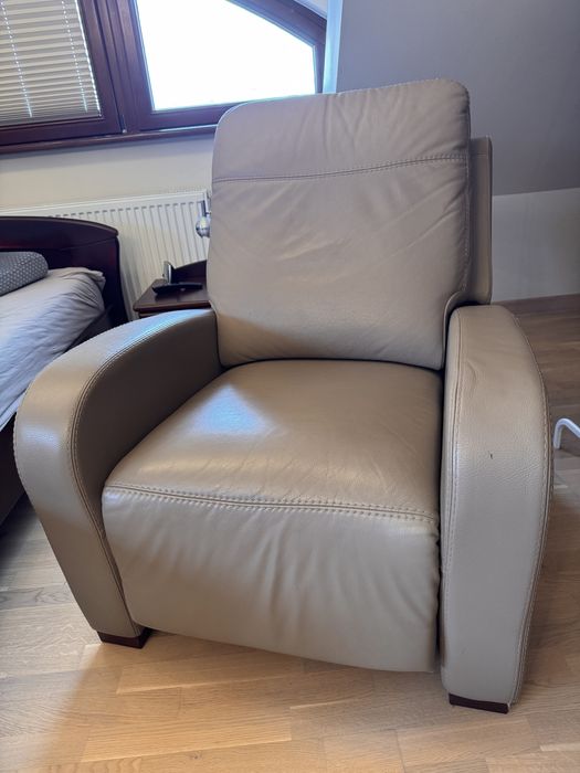 Skórzany fotel z funkcją relax